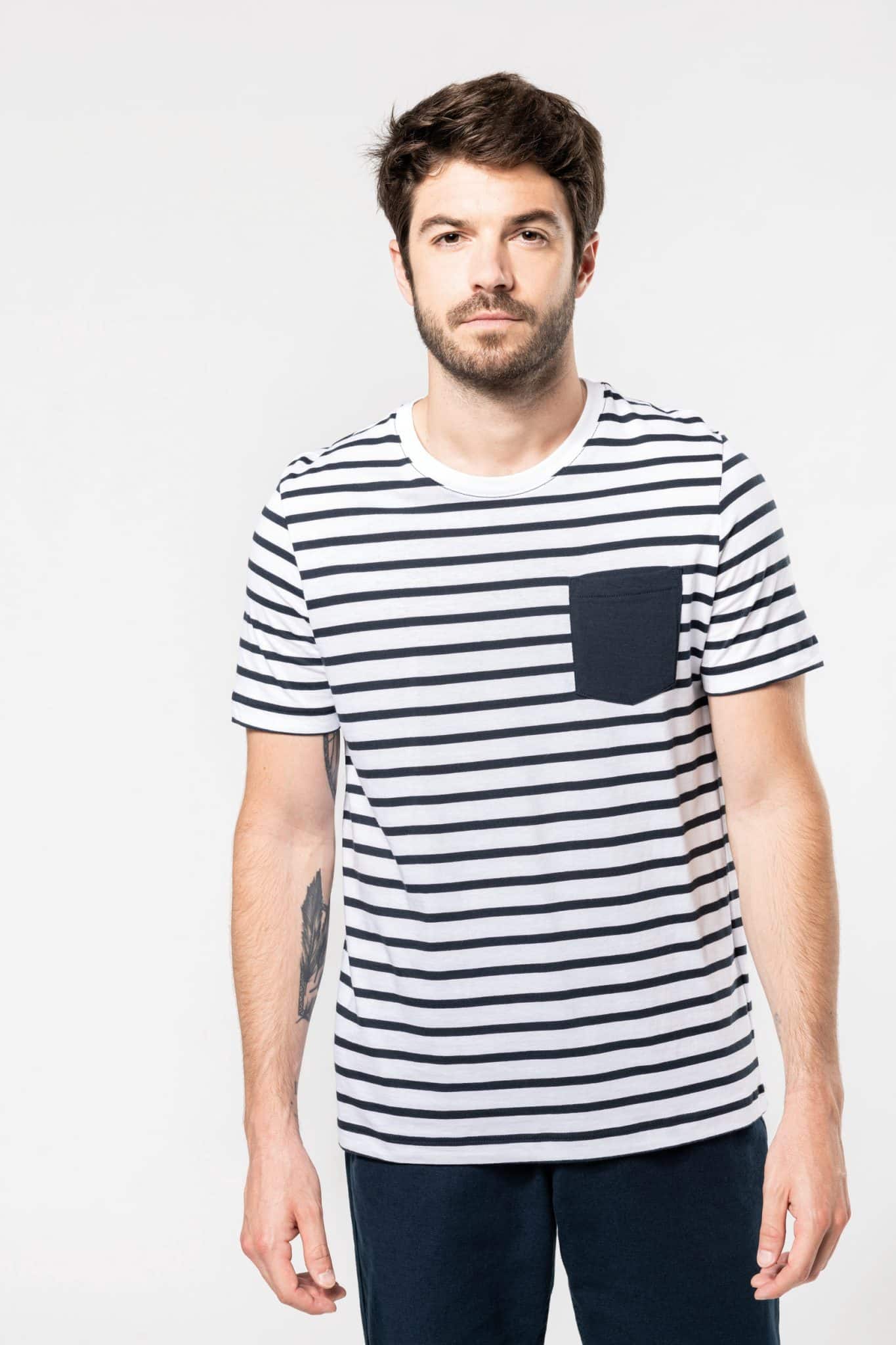 Visuel T-shirt rayé marin avec poche manches courtes homme