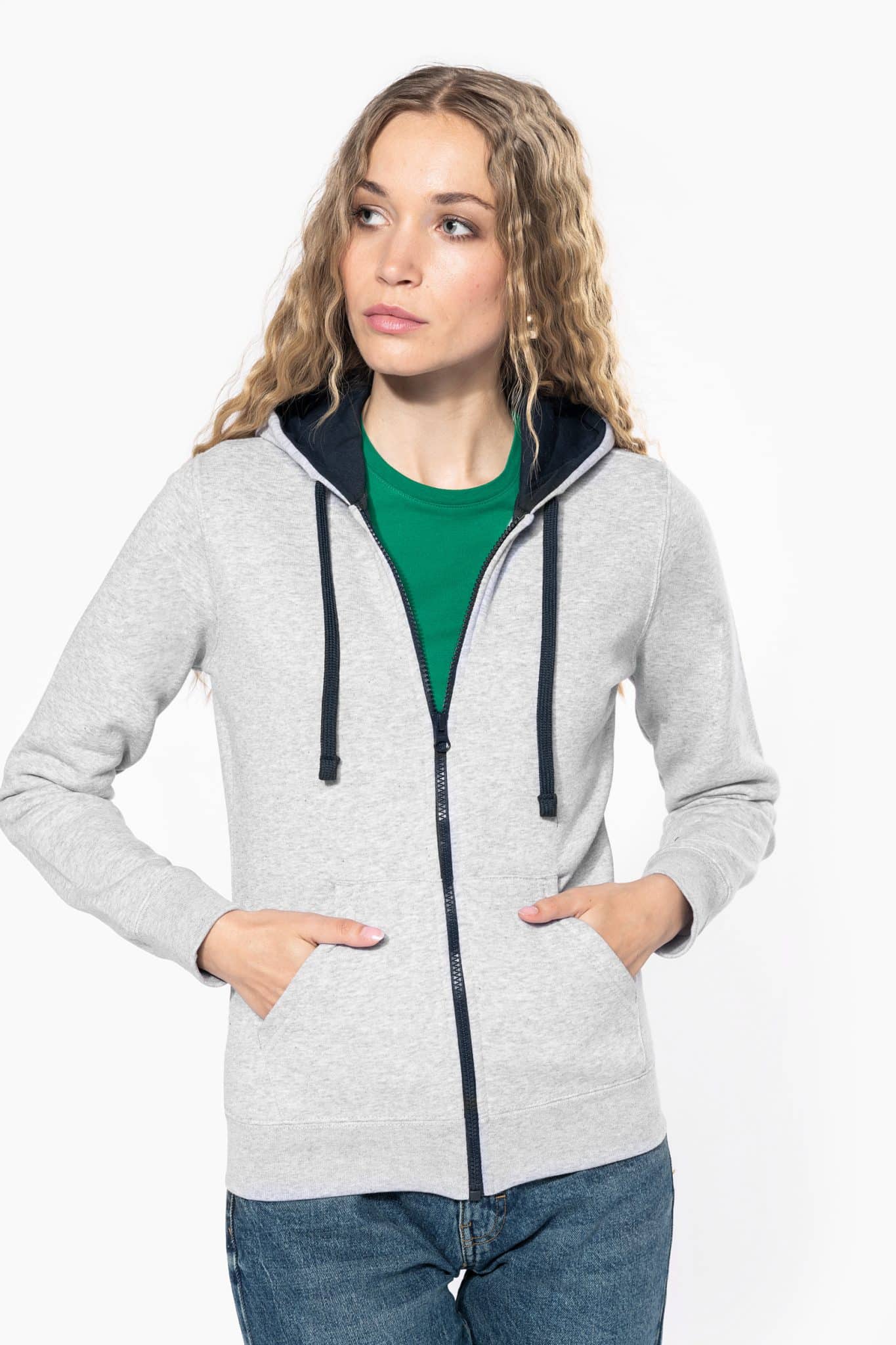 Visuel Sweat-shirt zippé capuche contrastée femme