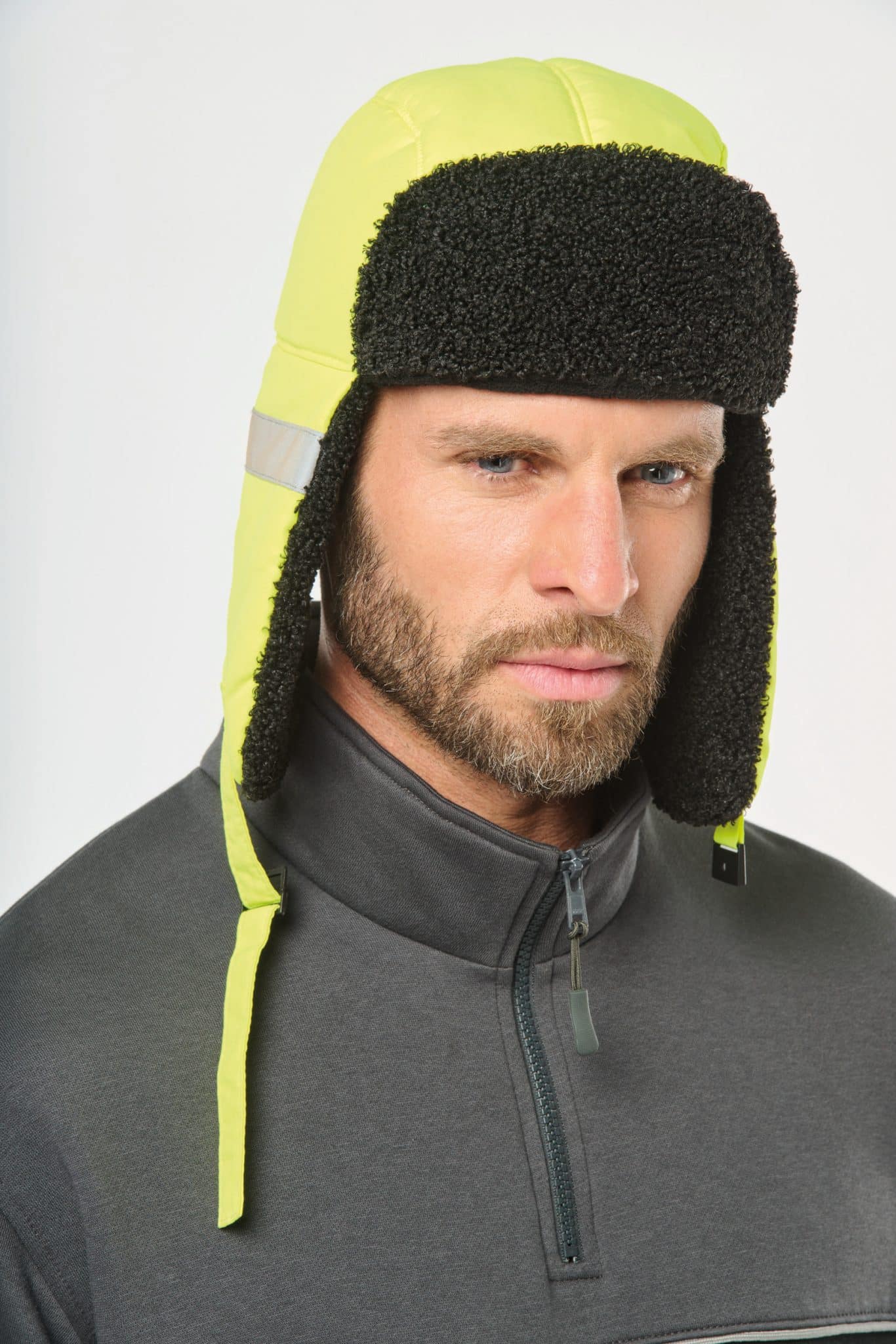 Visuel Casquette rembourrée avec rabats pour les oreilles