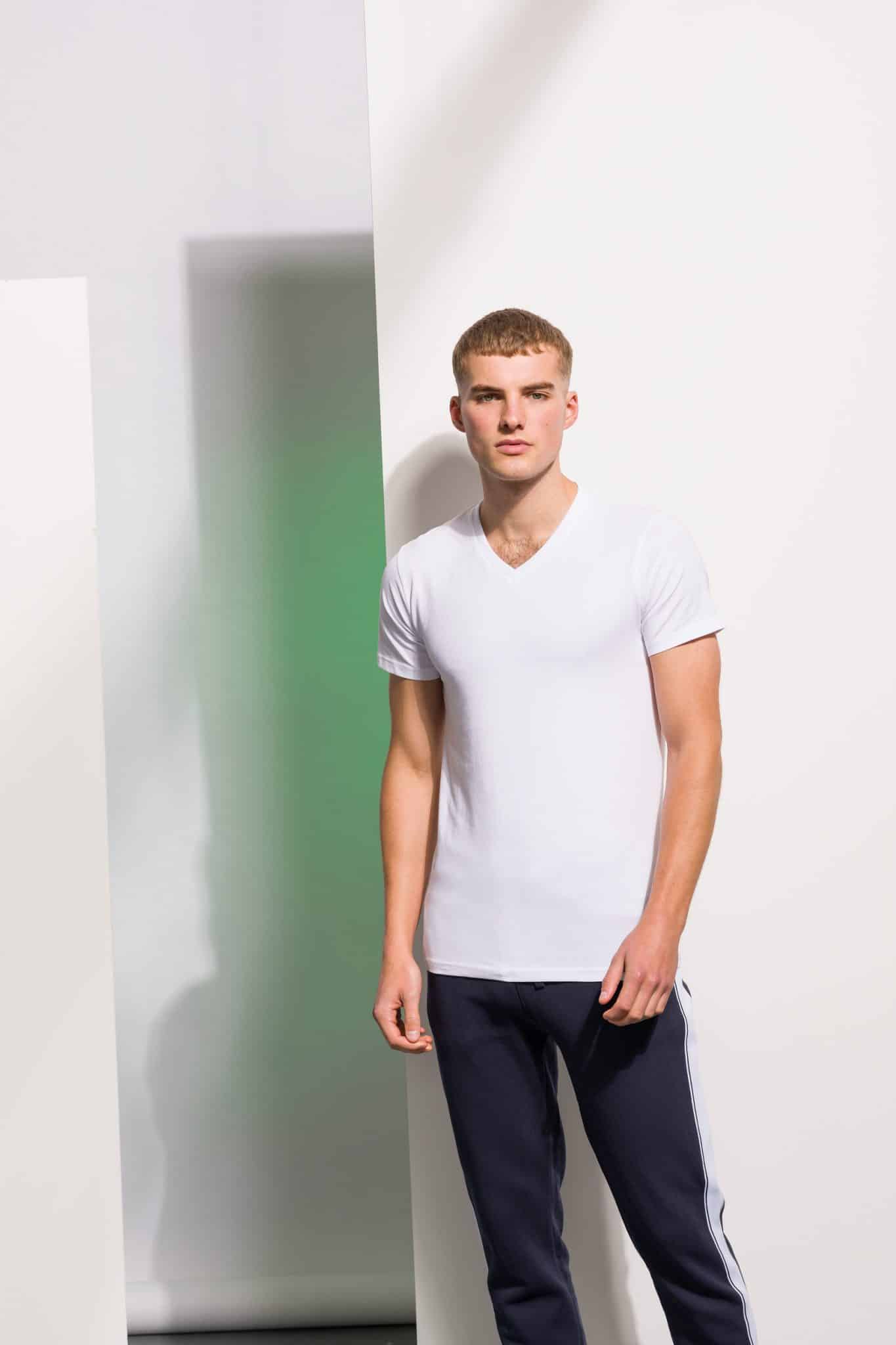 Visuel T-shirt homme col v Feel Good