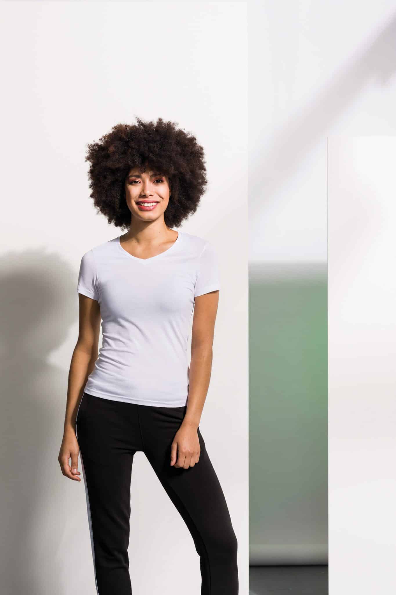 Visuel T-shirt femme col v Feel Good