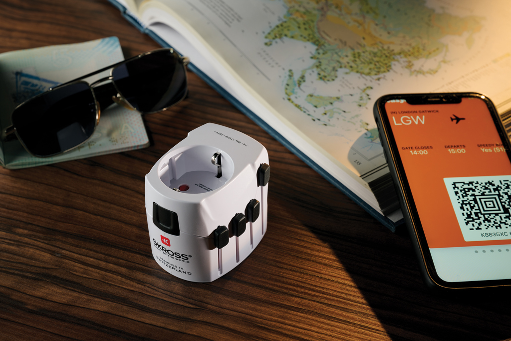 Miniature 6 pour SKROSS Adaptateur de Voyage universel 3-Pôles Pro